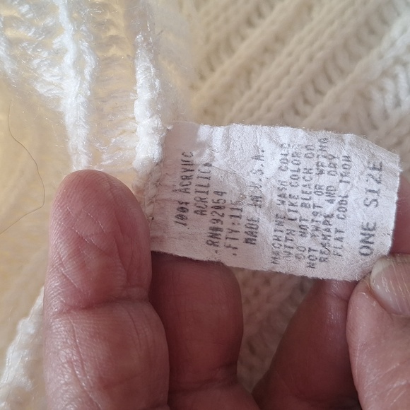 Elegant White Fringe Sweater Poncho - Picture 6 of 6